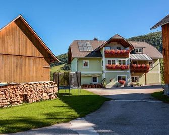 Mountain worlds, 2 bedrooms, shower, toilet - Almhof Unterranner - Spital am Pyhrn - Gebäude