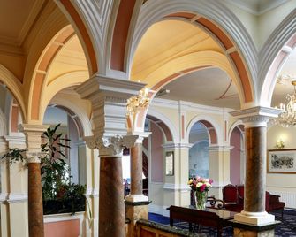 Royal Victoria Hotel - St. Leonards-on-Sea - Лоббі
