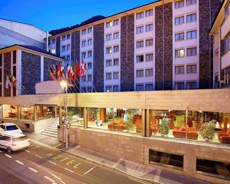 Sercotel Delfos Andorra - לס אסקלדס - בניין