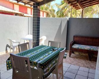 Beach House by the Sea - Conde - Patio
