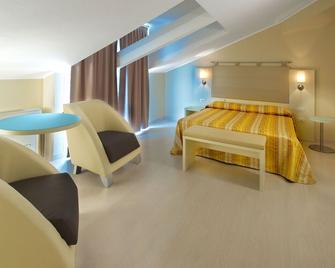 Hotel St. Moritz - Bellaria-Igea Marina - Slaapkamer