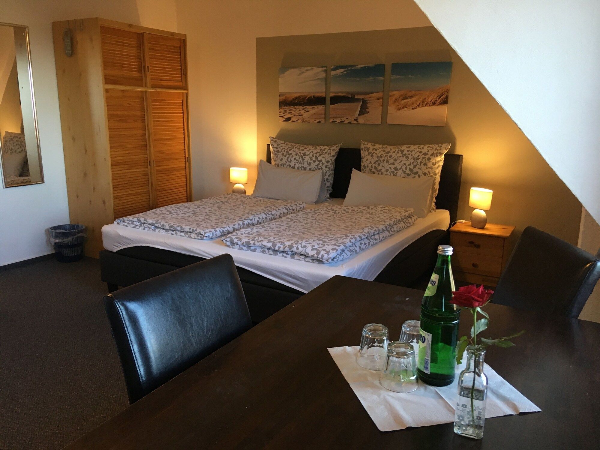 Gaestehaus Zur Linde - Otterndorf - Schlafzimmer