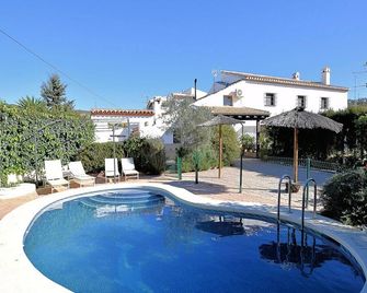 Cottage in Villanueva near El Torcal - Villanueva de la Concepcion - Pool