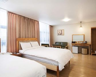 Hotel Elin - ג'ג'ו - חדר שינה