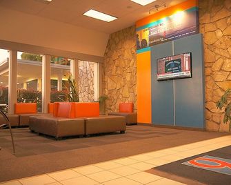 Motel 6 San Francisco Belmont - Belmont - Lobby