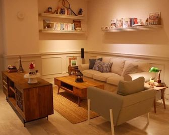 See U Tainan Apartment - Tainan City - Living room