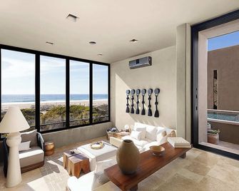 New Exquisite Beachfront Villa @ Cerritos -10 Pax - El Pescadero - Wohnzimmer