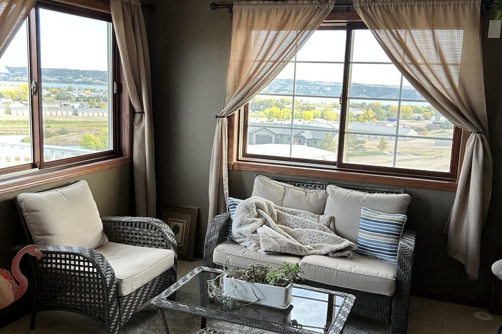 Riverview Retreat! - Oacoma - Sala de estar