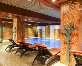 盧森堡皇家酒店度假村 - 盧森堡市 - 盧森堡 - 游泳池