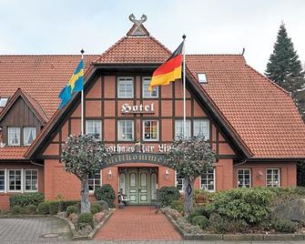 Hotel Gasthaus zur Linde - Seevetal - Edificio