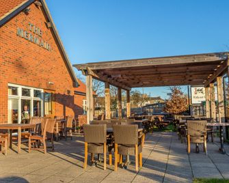 Mermaid, Ipswich by Marston's Inns - איפסוויץ' - מסעדה