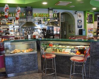 Albano Station Rooms - Pavona - Bar