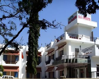 Hotel Raj Palace - Rishikesh - Edificio