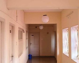 The Grand Pratap - Dwārka - Pasillo