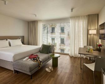 Base Geneva - Ginebra - Habitación