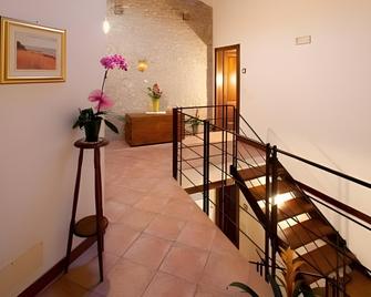 B&B Casale Onida - Volta Mantovana - Escaleras