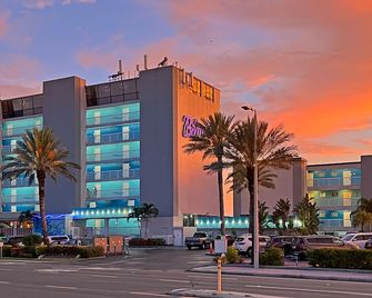 Bilmar Beach Resort - טרז'ר איילנד - בניין