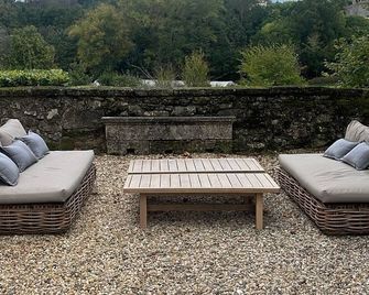 Luxury Chateau near St Emilion, Bordeaux region with Pool and Staff - Saint-Vincent-de-Pertignas - Patio