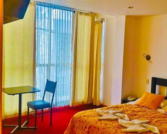 Hotel Le Prince - Tacna - Bedroom
