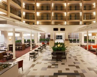 Embassy Suites by Hilton Baton Rouge - Baton Rouge - Lobby