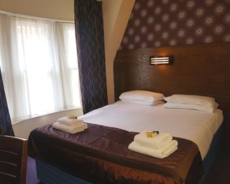 The Queensberry Hotel & Restaurant - Dumfries - Bedroom