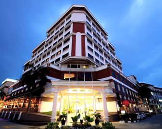 Grand Barakah Hotel - Ampang - Budova