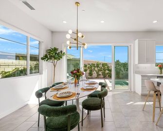 The Poppy House - Ultimate Relaxation Awaits! - Palm Springs - Essbereich