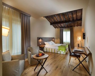 Hotel La Tabaccaia - Montaione - Schlafzimmer