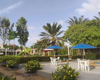 بوزادا فيلا دو مار - ساو لويس - شرفة مرصوفة