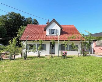 Maria's Orchard Cottage - Nature Retreat in Slovenia - Rogaska Slatina - Будівля