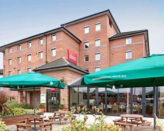 ibis Liverpool Centre Albert Dock - Liverpool One - Liverpool - Building