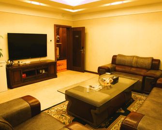 Chuxiong Building Hotel - Kunming - Bedroom