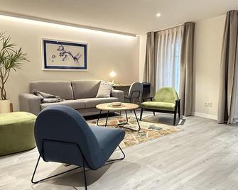 Apartamento Ourense Vello - Ourense - Wohnzimmer