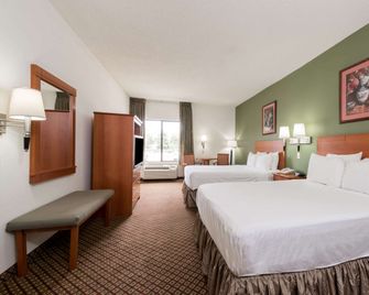 Super 8 by Wyndham Fort Worth Downtown South - Fort Worth - Soverom