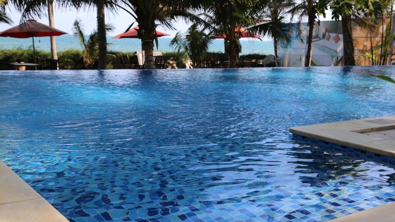 Sunshine Beach Resort