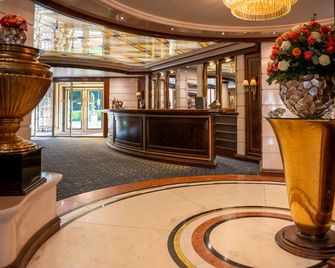 Der Sonnenhof - Bad Woerishofen - Front desk