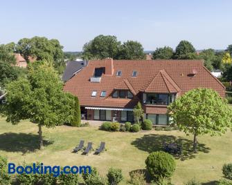 Pension Heuer - Brietlingen - Building