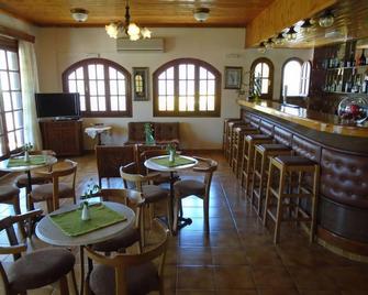 Triton - Stalida - Bar