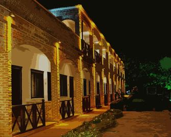 Cunda Deniz Hotel - אייבאליק - בניין