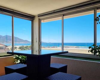 Spacious apartment with panoramic sea view & parking - Marseille - Balkon