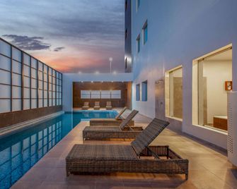 La Quinta by Wyndham Aguascalientes - Aguascalientes - Pool
