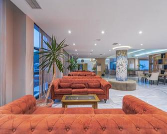 Assos Eden Gardens Hotel - Behram - Hall d’entrée