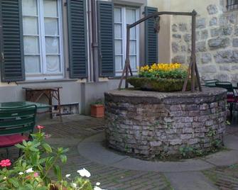 B&B Entro Le Mura - Bergamo - Innenhof