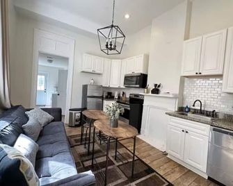 Historic New Orleans Shotgun Home 5 Minutes To French Quarter - Spacious! 2916 - نيو اورليانز - مطبخ