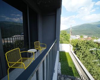 Dili Town Resort and Spa - Dilijan - Balcón