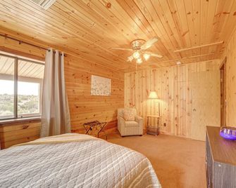 Mtn And Golf Course Views Payson Retreat - Payson - Bedroom