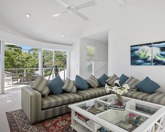 Whitecaps - Pearl Beach - Pearl Beach - Living room
