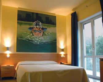 Villa Comics - Vibonati - Bedroom