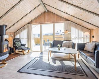 Seaside Bliss in Houstrup-By Traum - Hvide Sande - Living room