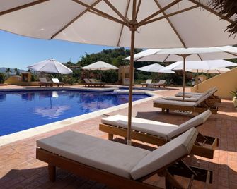 Hotel Plaza Tucan - Manzanillo - Pool